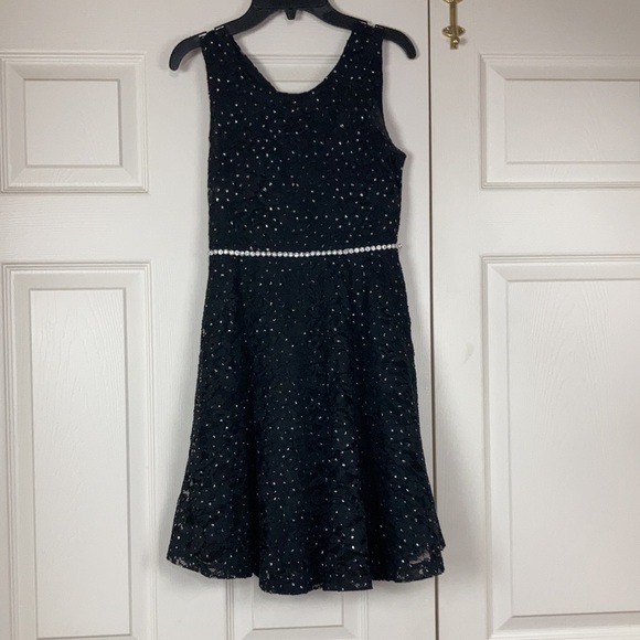 Speechless Jeweled Waist Flutter Sleeve Dress Size 14 - Picture 10 of 10